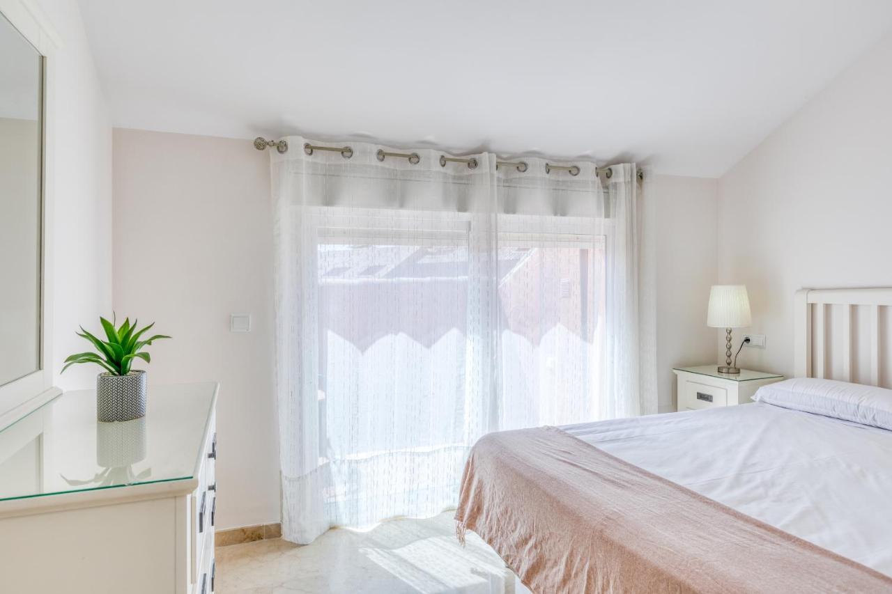 La Fragata Penthouse Lf1 Apartment เอสเตโปนา ภายนอก รูปภาพ